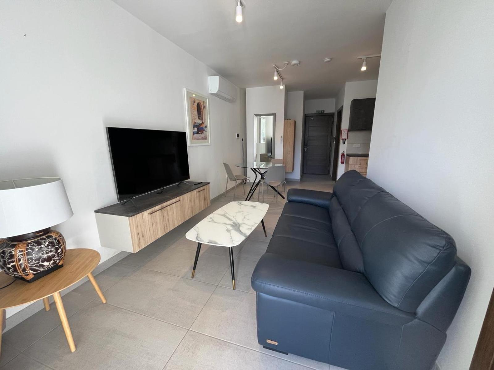 Appartamento 86 Spinola Bay San Giuliano Camera foto