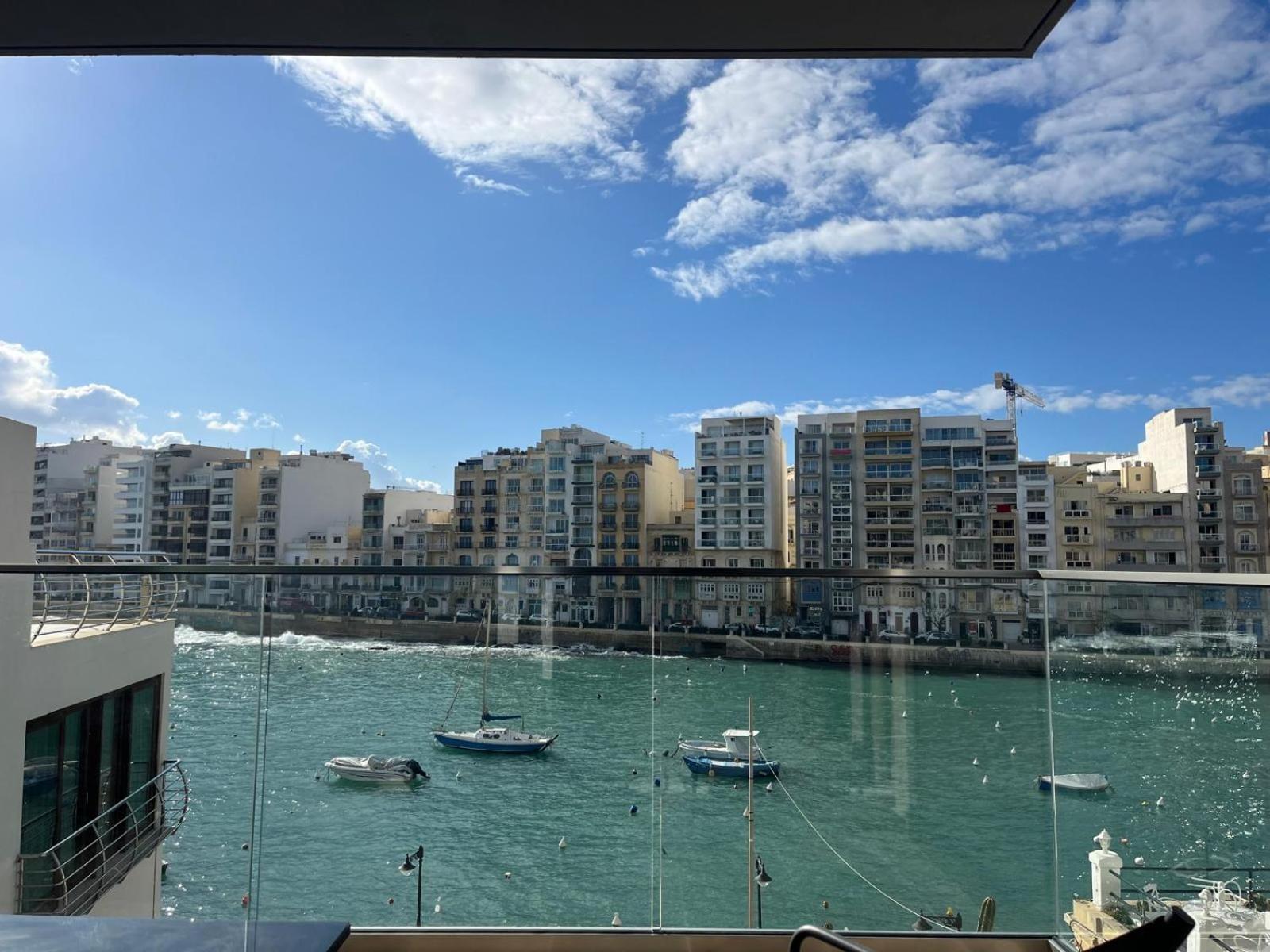 Appartamento 86 Spinola Bay San Giuliano Camera foto