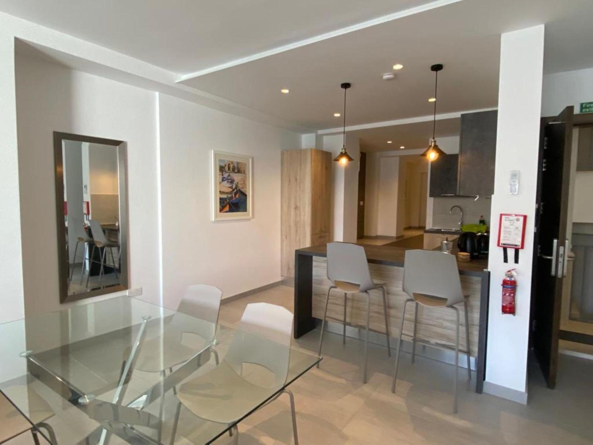 Appartamento 86 Spinola Bay San Giuliano Camera foto